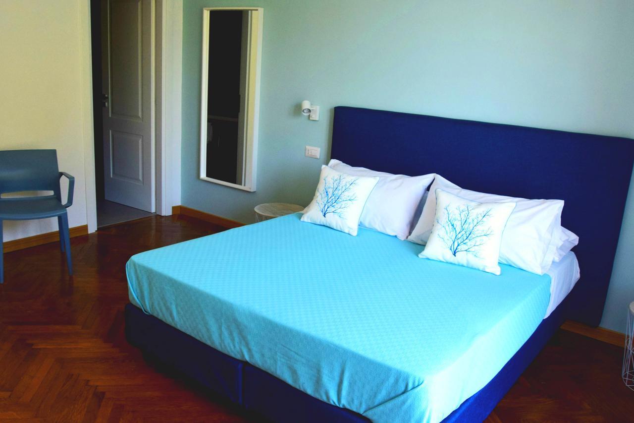 Sorrento Central And Sea View Flats מראה חיצוני תמונה